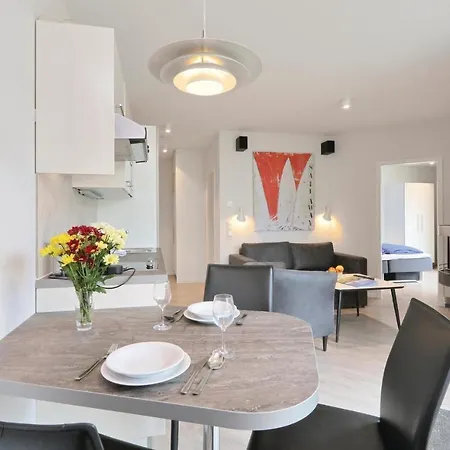 Duenenvilla 17, Whg 2 *